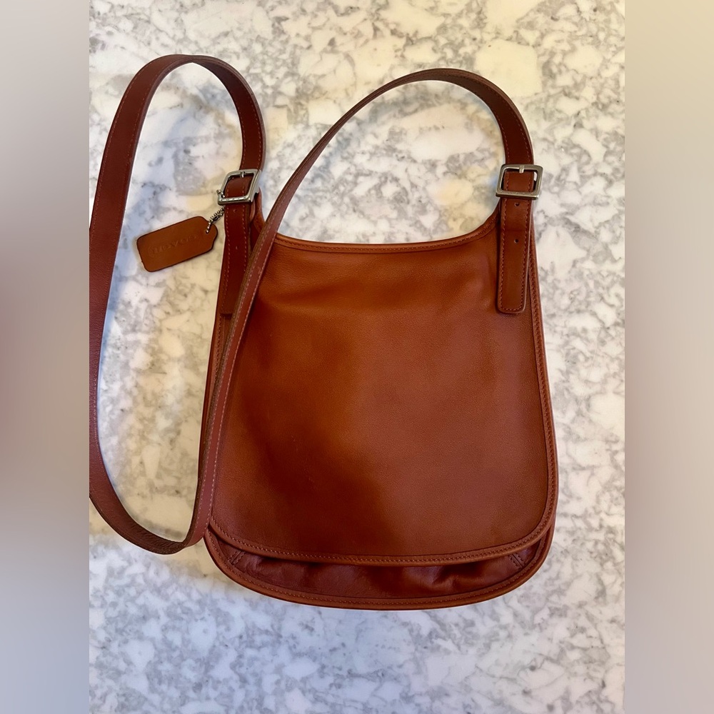 COACH LEGACY 9131 Leather Classic Boho Hippie Crossbody Bag in British Tan